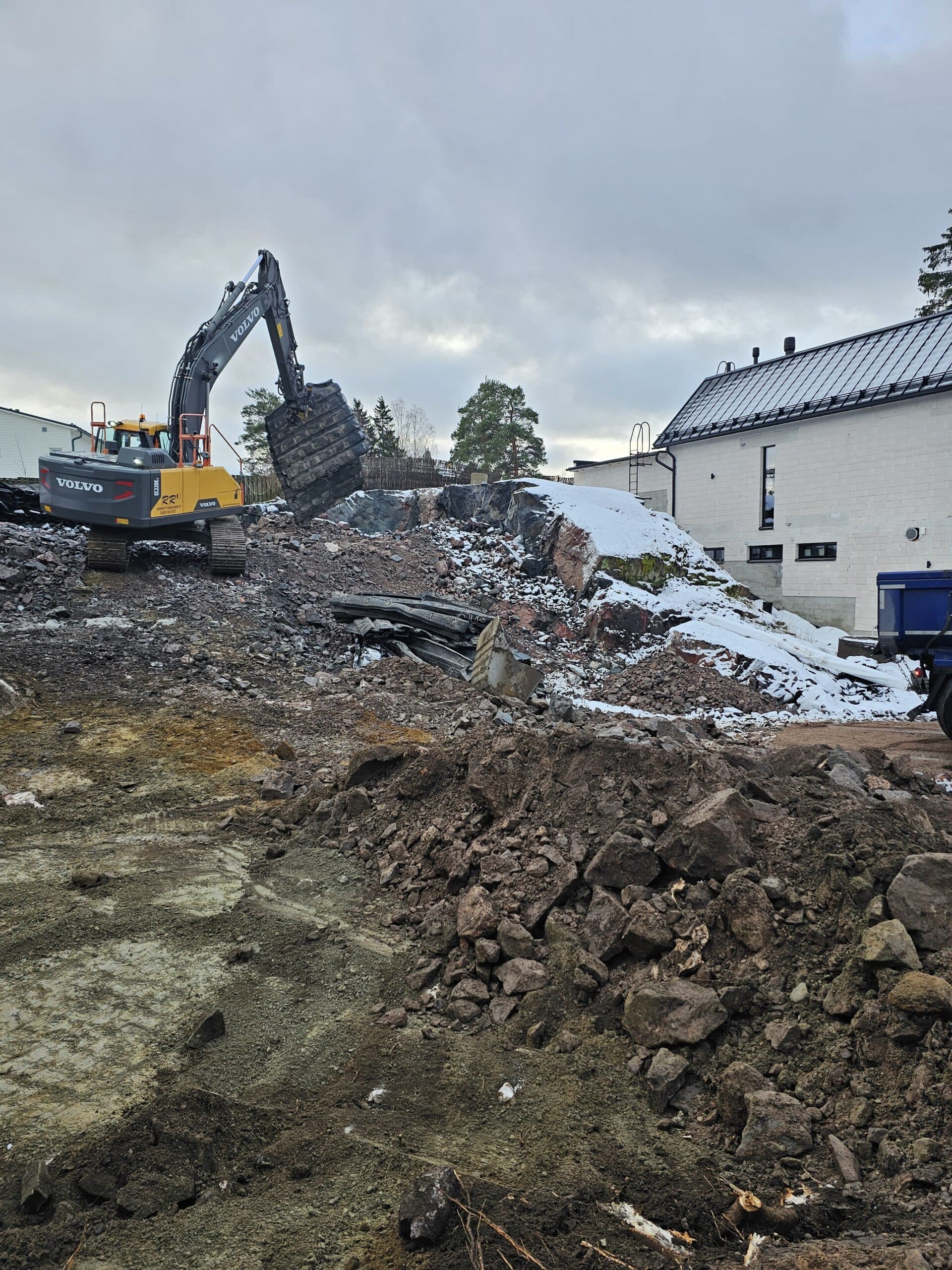 Kalliokiilaus & Louhinta Tuusula - Remontti Ruuskanen Oy