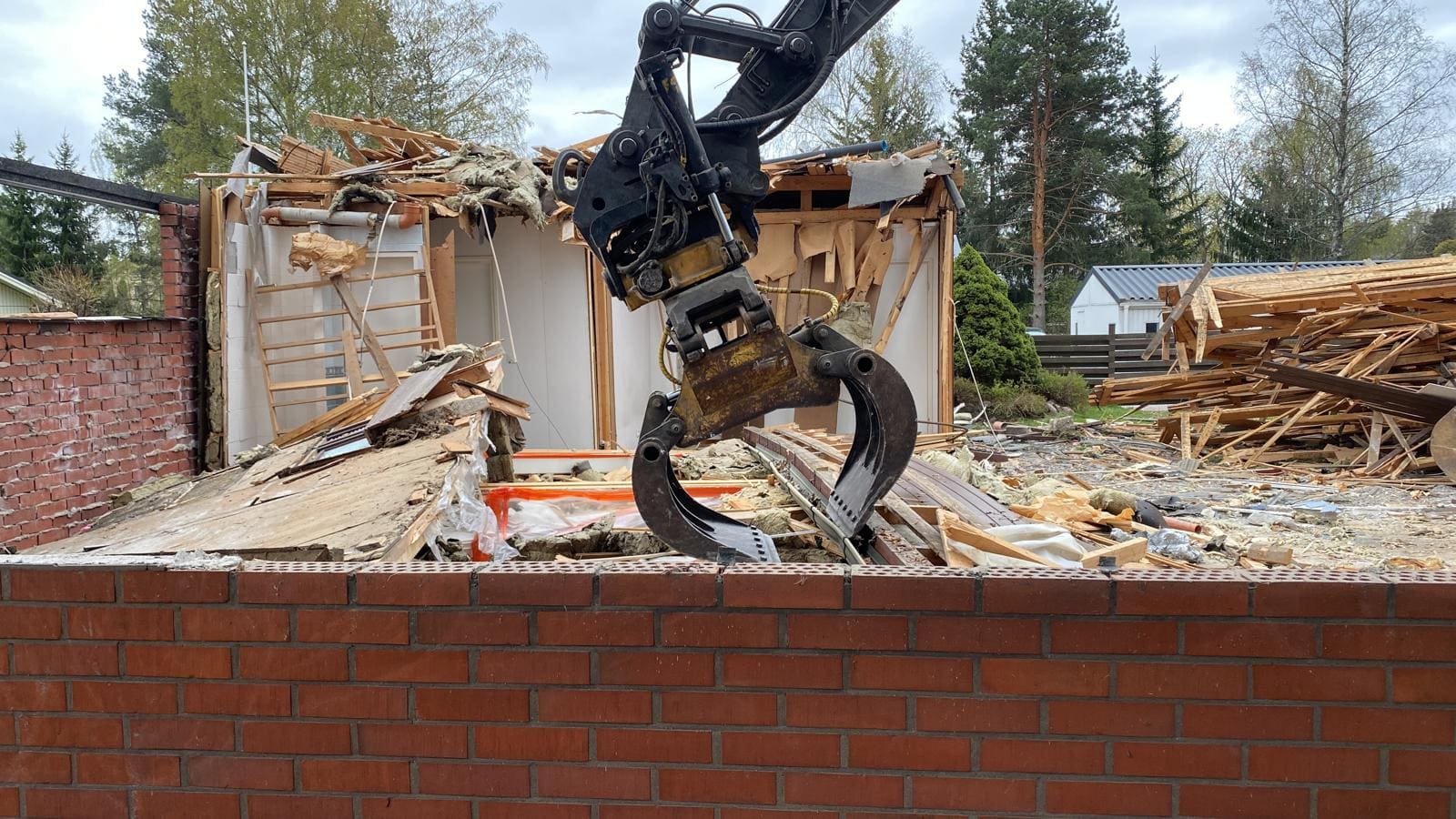Purkutyöt Kerava - Talon ja Rakennuksen Purkaminen - Remontti Ruuskanen Oy