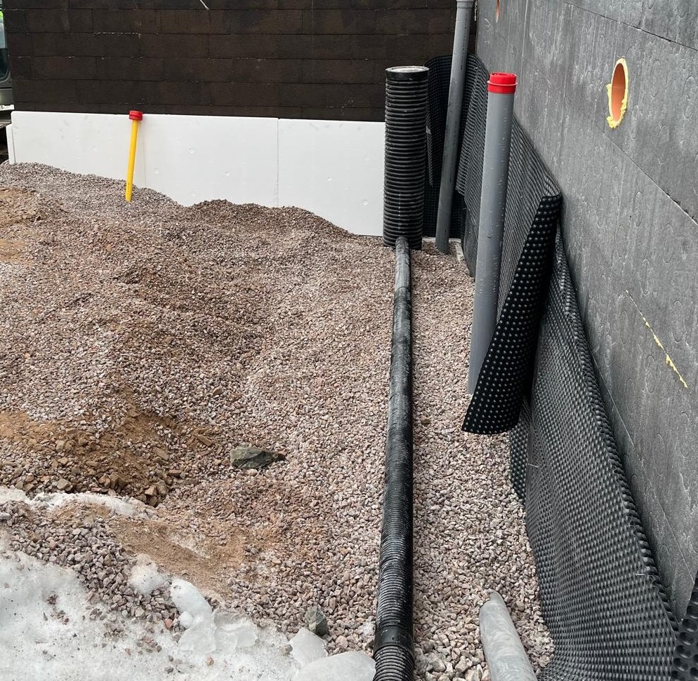 Salaojitus Kirkkonummi & Salaojaremontti Kirkkonummi - Remontti Ruuskanen Oy